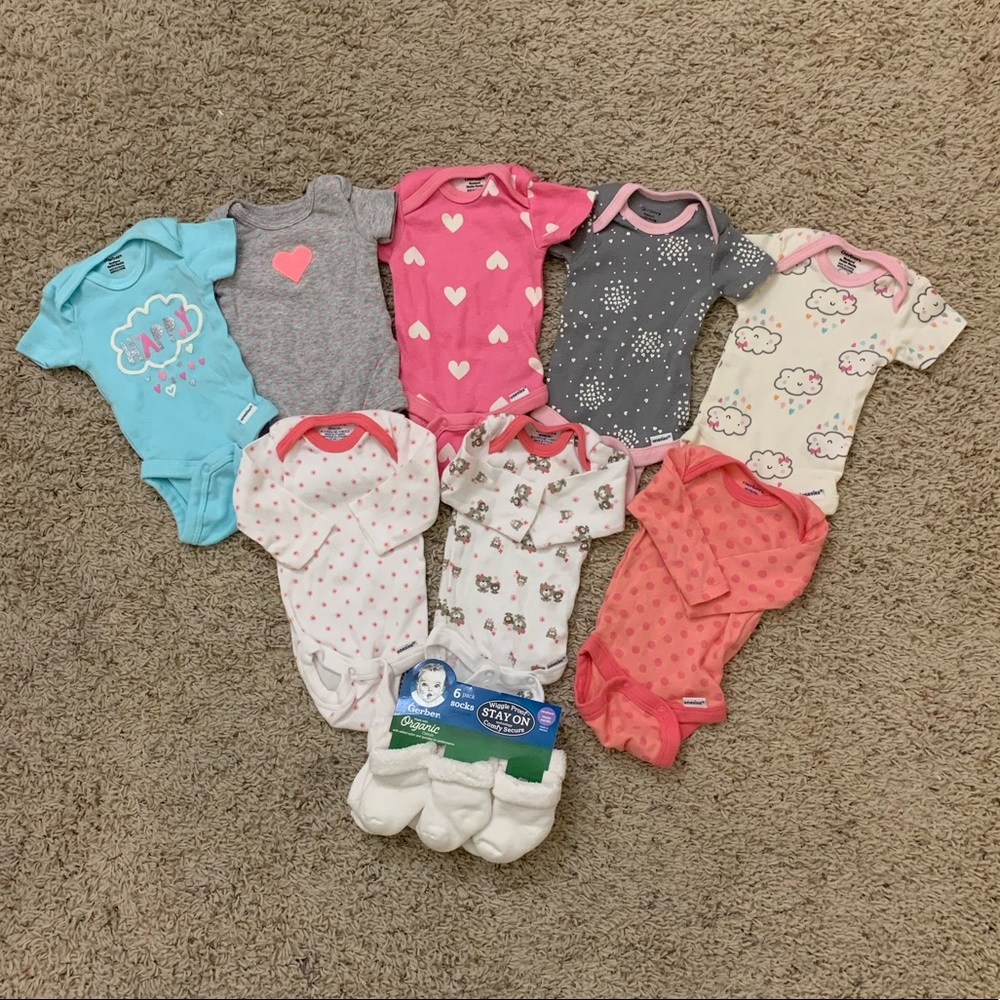 🥰HOST PICK!! Newborn Baby Girl Bundle (9 piece)